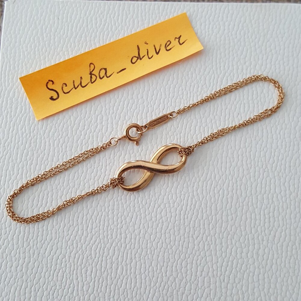 Tiffany & Co. Infinity Bracelet 18K Rose Gold Pink Gold Size Medium 6.75”